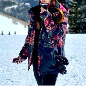 ROXY SNOWBOARD JACKET SIZE L